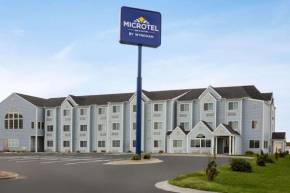 Отель Microtel Inn & Suites Lincoln  Линкольн